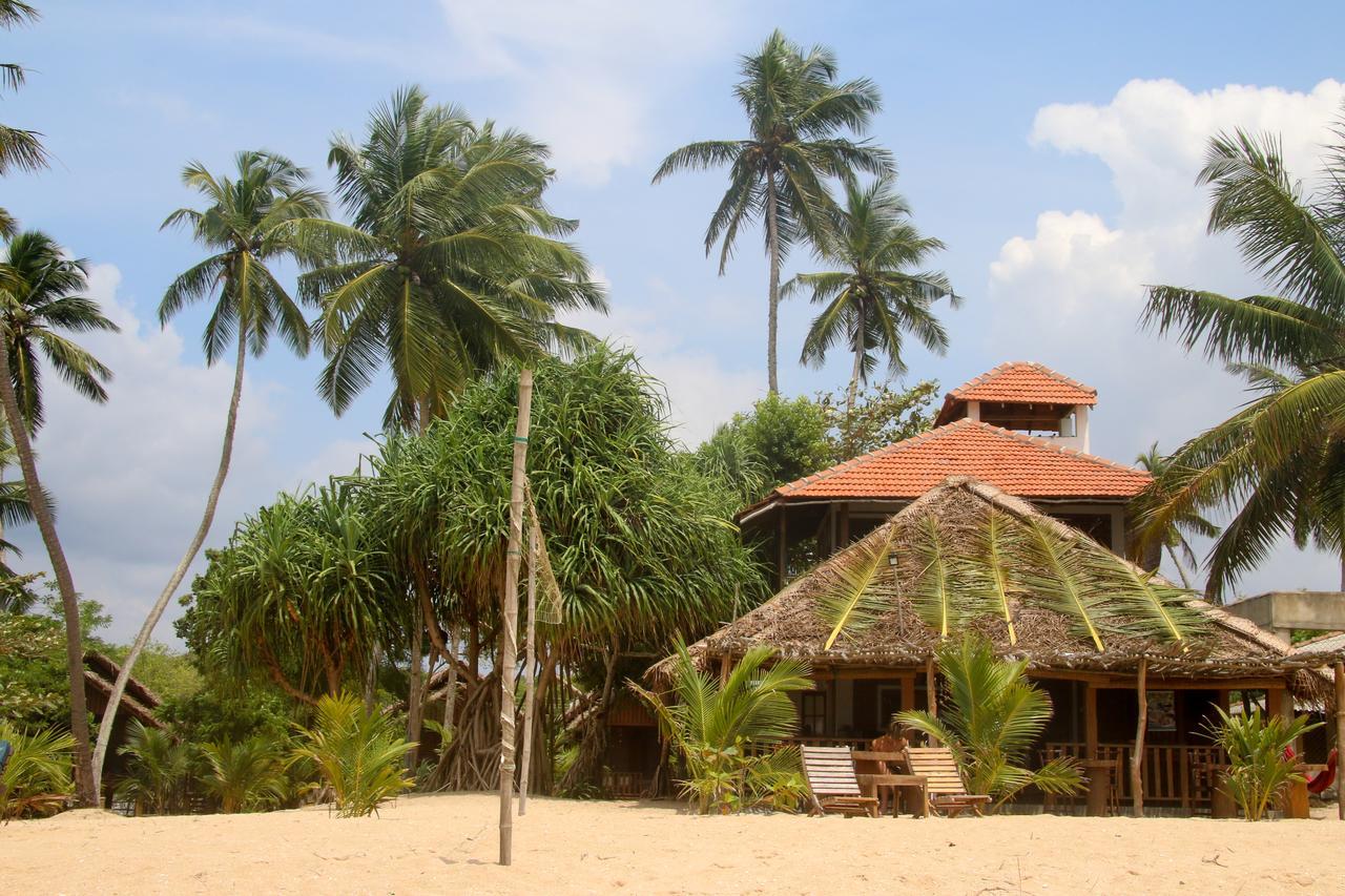 Shiva'S Beach Cabanas Tangalle Ngoại thất bức ảnh