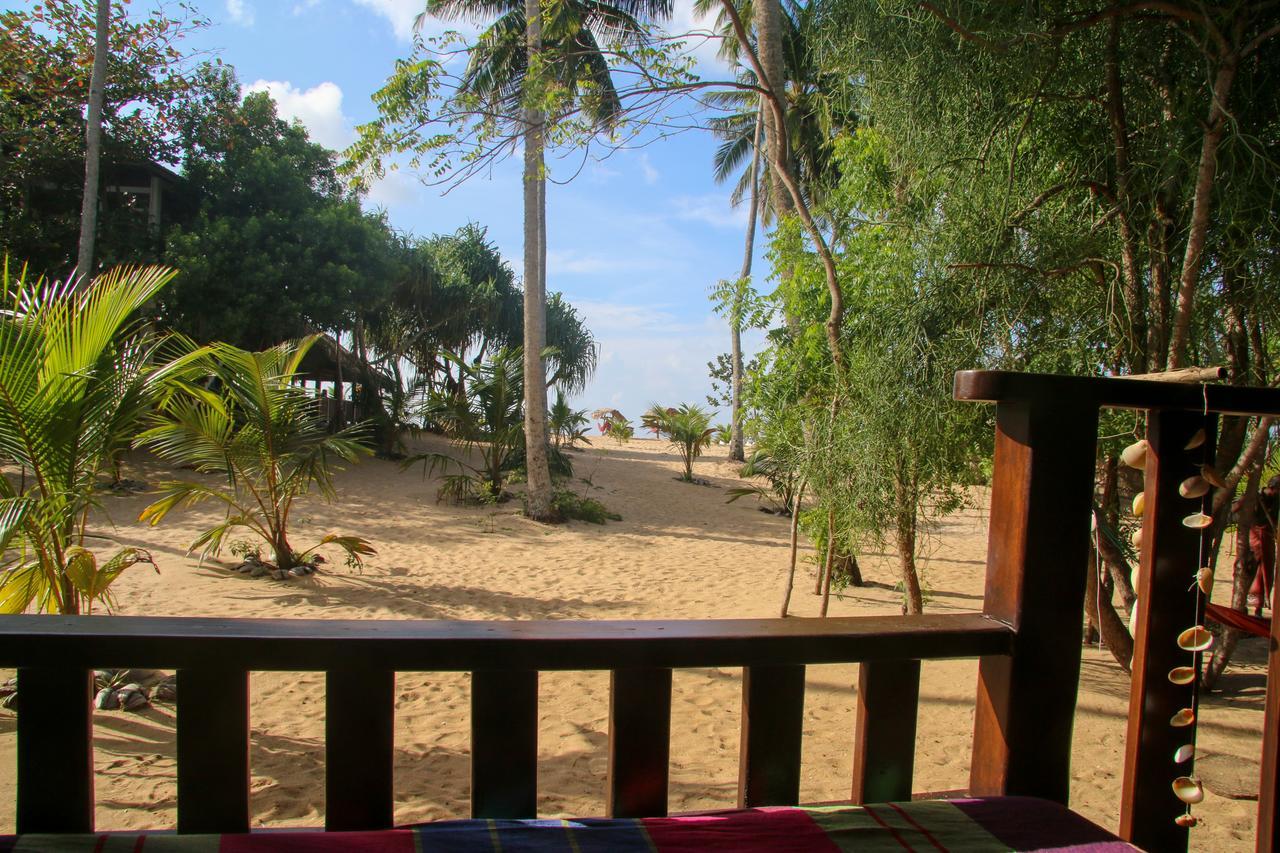 Shiva'S Beach Cabanas Tangalle Ngoại thất bức ảnh