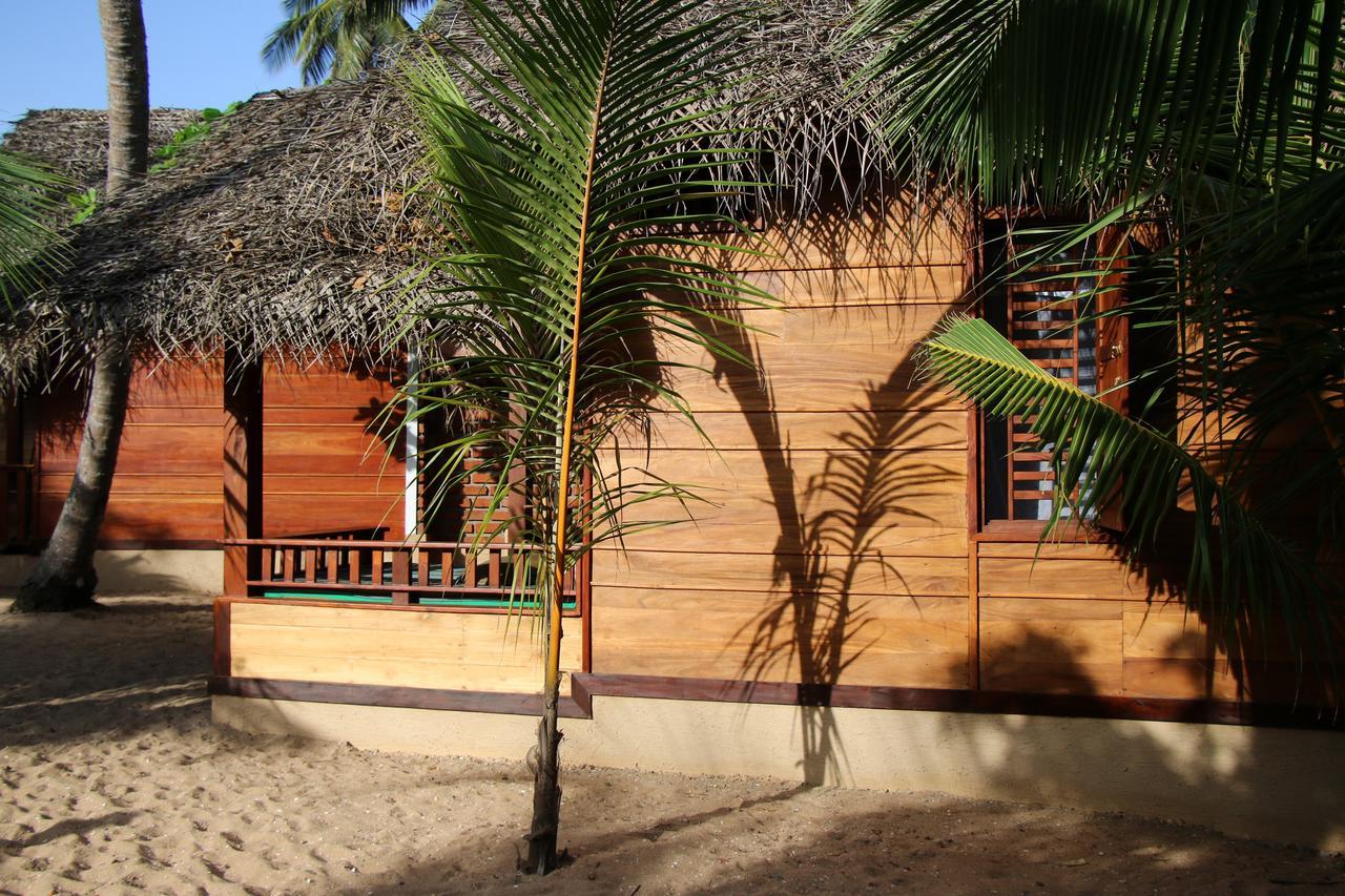 Shiva'S Beach Cabanas Tangalle Ngoại thất bức ảnh