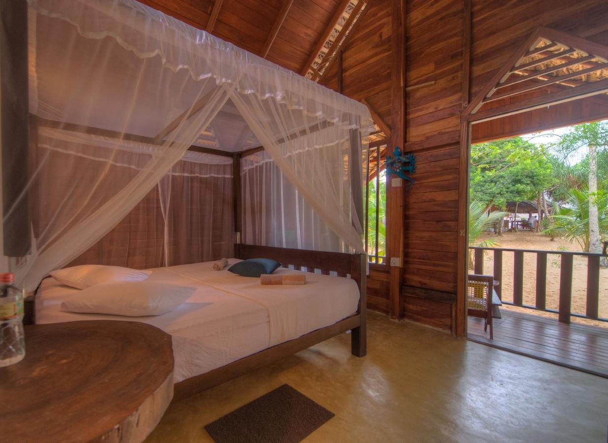 Shiva'S Beach Cabanas Tangalle Ngoại thất bức ảnh