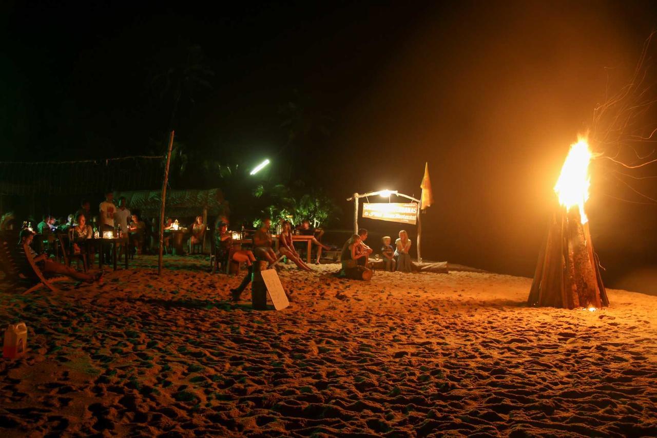 Shiva'S Beach Cabanas Tangalle Ngoại thất bức ảnh